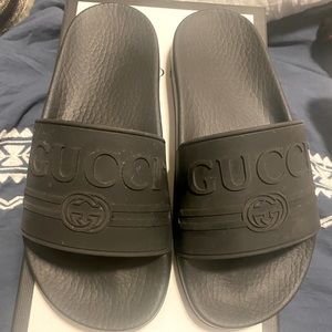 Gucci slides kids or small women’s
